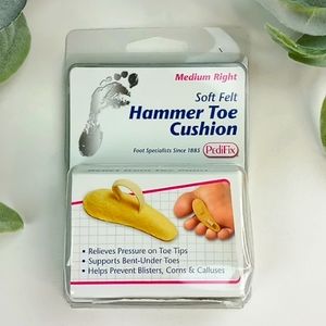 PediFix Soft Felt Hammer Toe Cushion Size Medium Right Foot